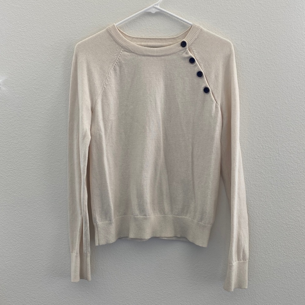 Cream Abercrombie sweater with buttons